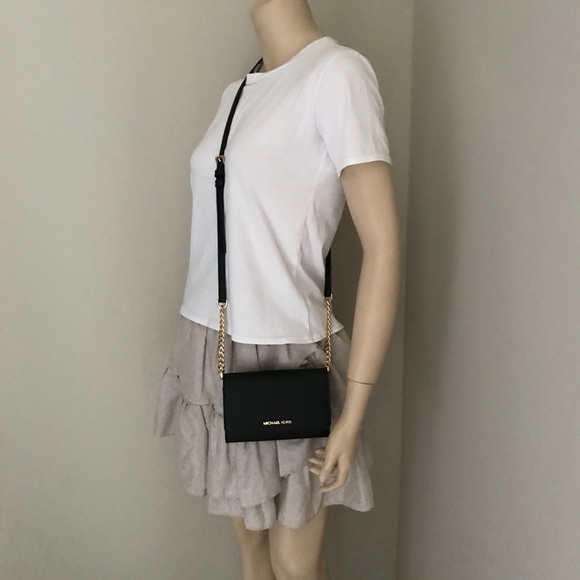 Michael Kors Purse🎈🎈 - Picture 6 of 11